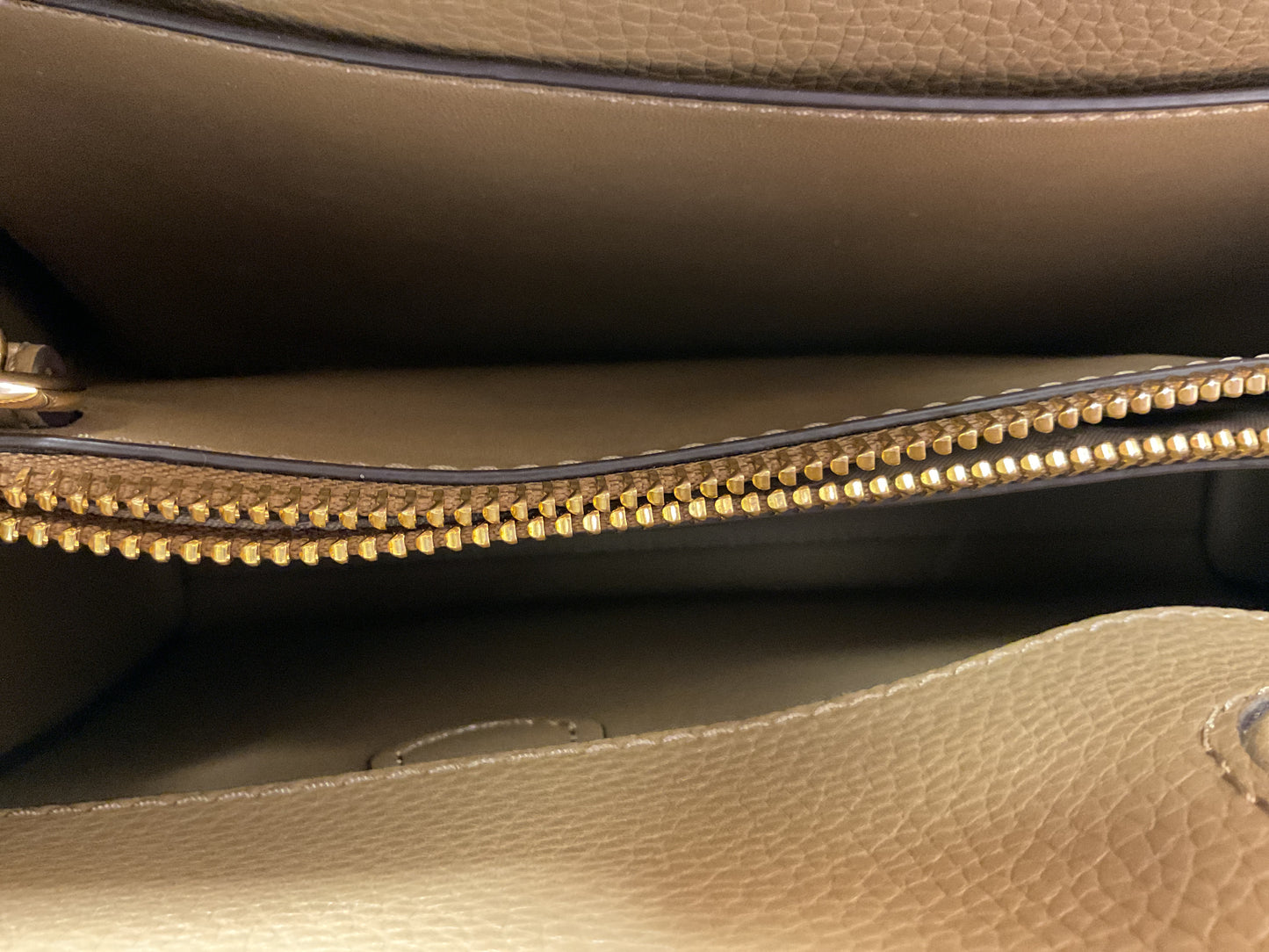 Handbag Designer By Michael Kors In Tan, Size:Medium