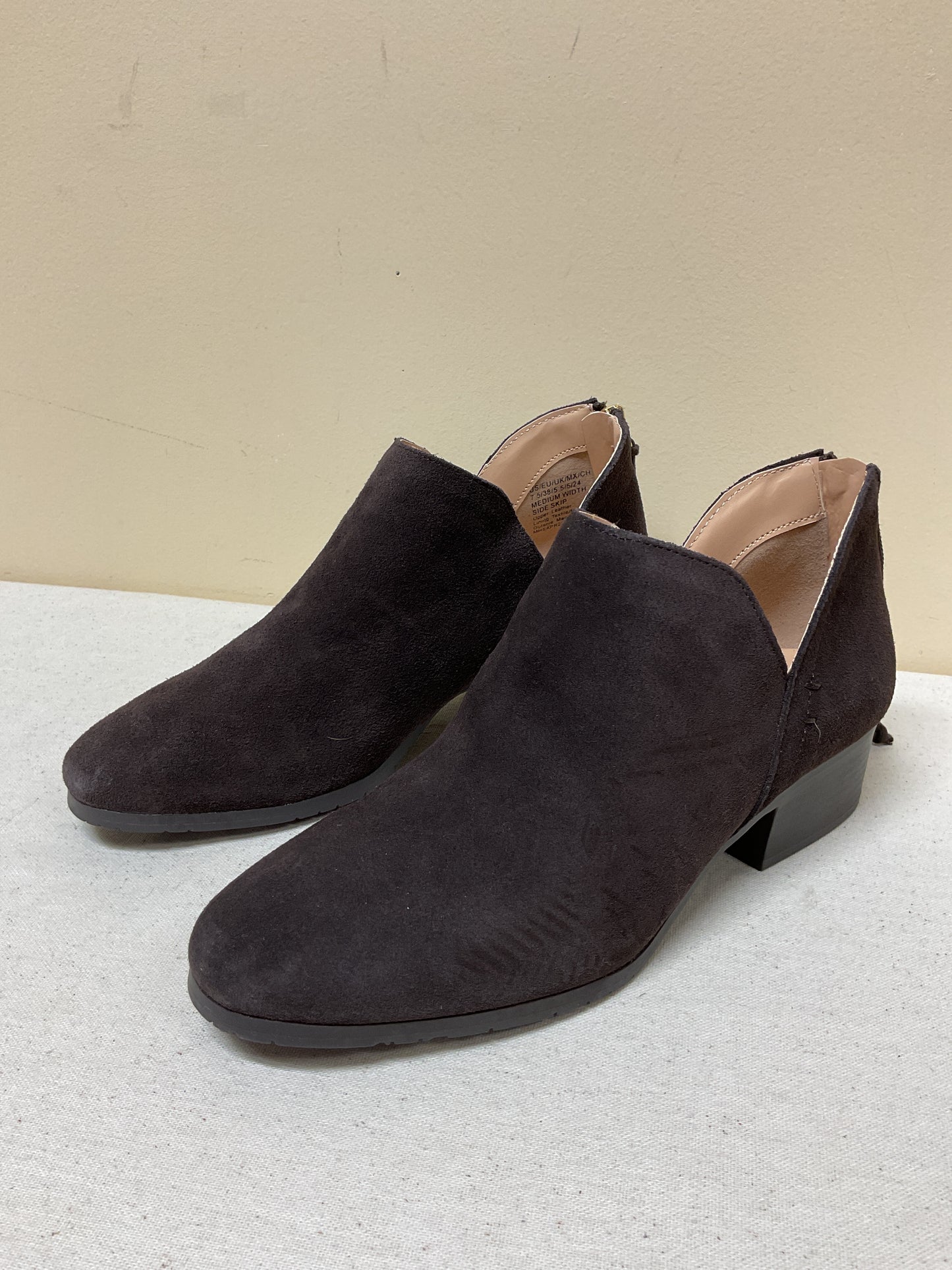 Boots Ankle Heels By Kenneth Cole In Brown, Size:7.5