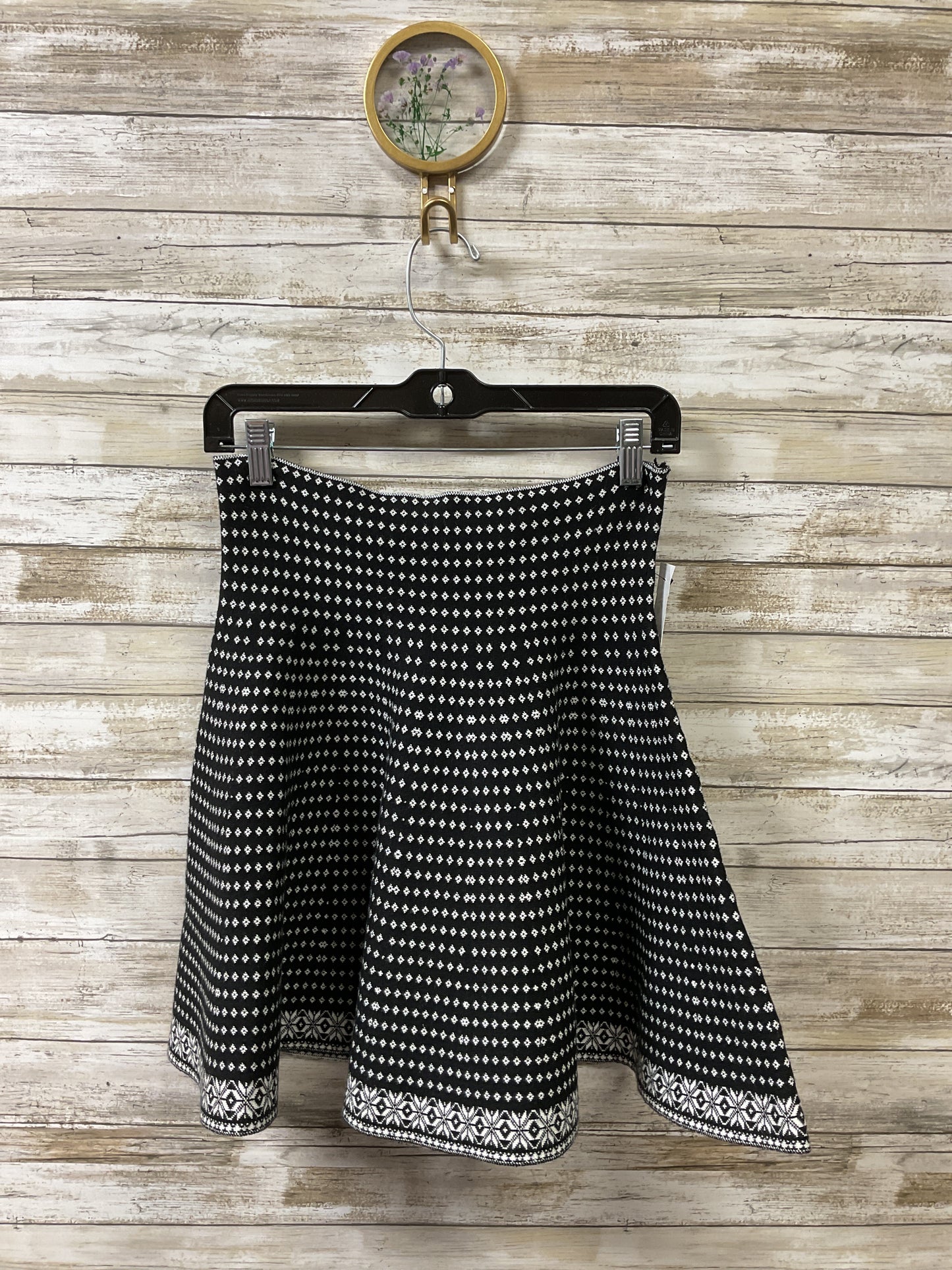Skirt Mini & Short By Max Studio In Black & White, Size:M/L