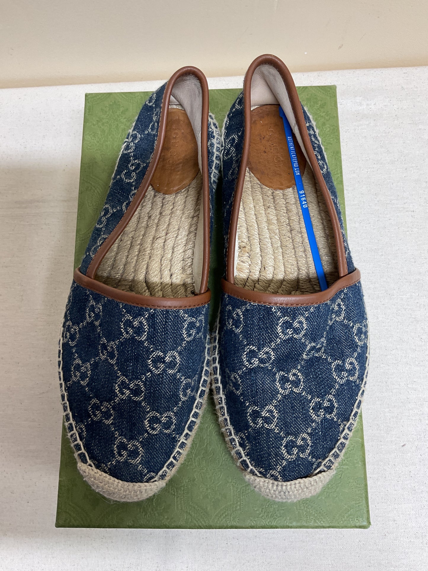 Shoes Luxury Designer By Gucci In Blue Denim, Size:9