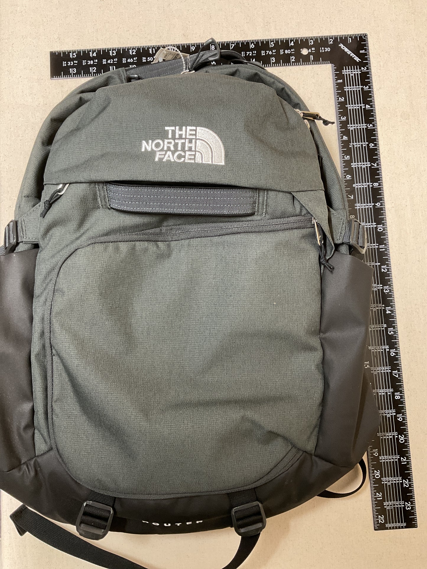 Backpack By The North Face In Grey, Size:Large