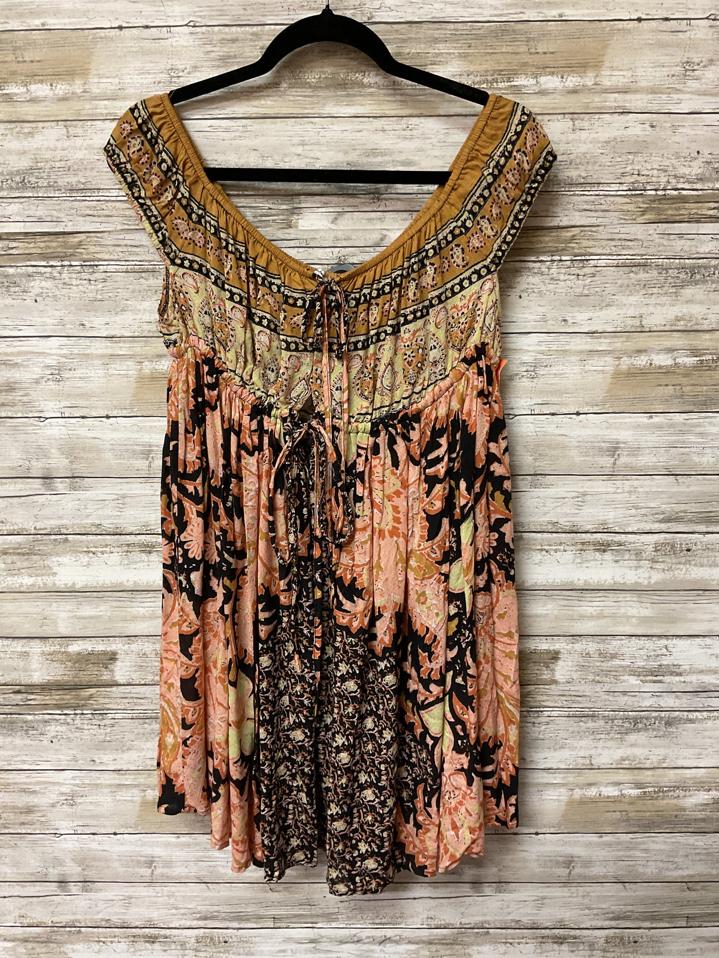 Dress Casual Short By Free People In Multi, Size:L