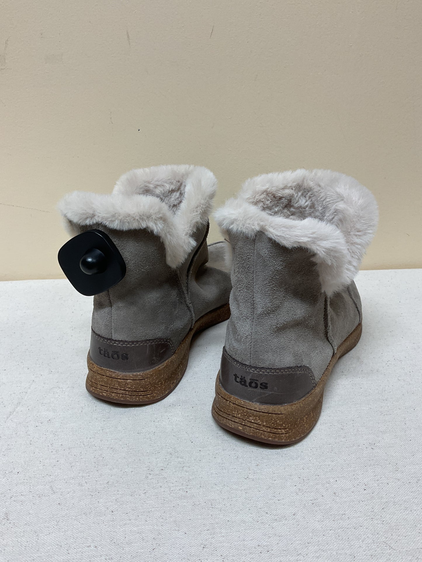 Boots Ankle Flats By Taos In Grey, Size:6