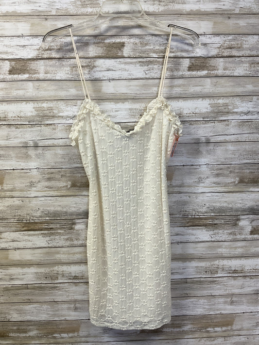 Dress Casual Short By Forever 21 In Cream, Size:M