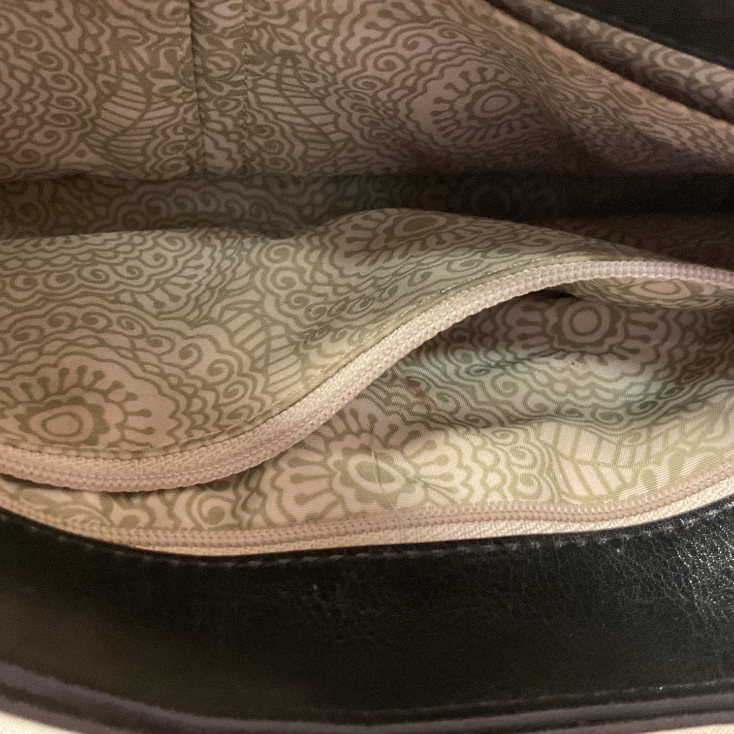 Handbag By Guess In Black, Size:Small