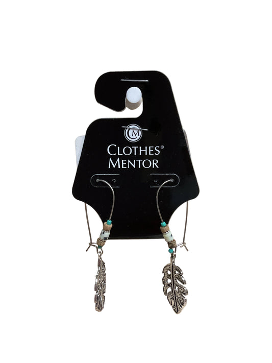 Earrings Dangle/Drop By Clothes Mentor In Silver