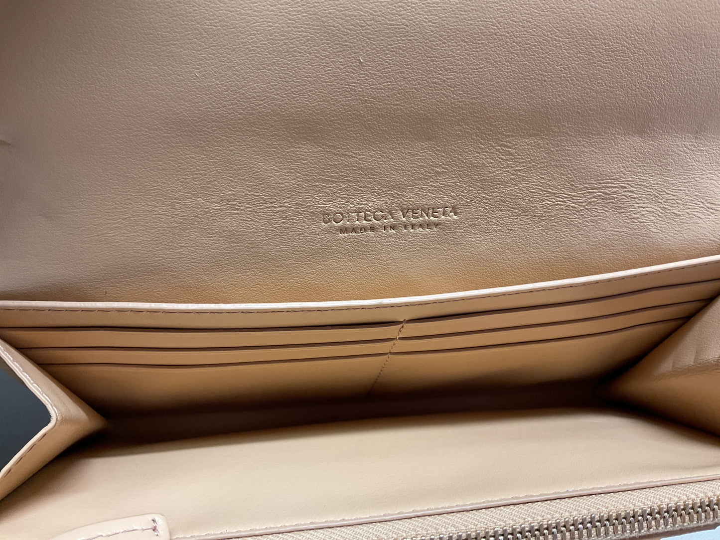 Wallet Luxury Designer By Bottega Veneta In Tan, Size:Large