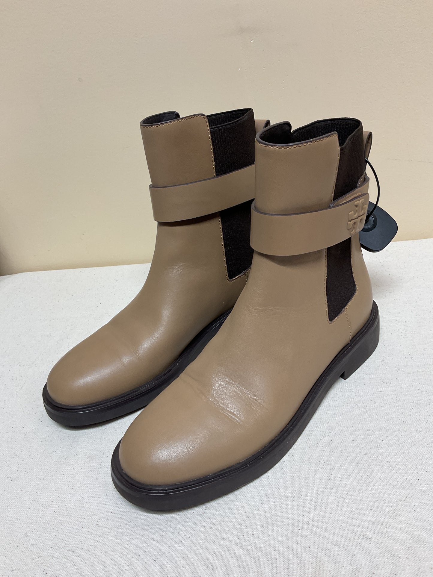 Boots Designer By Tory Burch In Taupe, Size:9