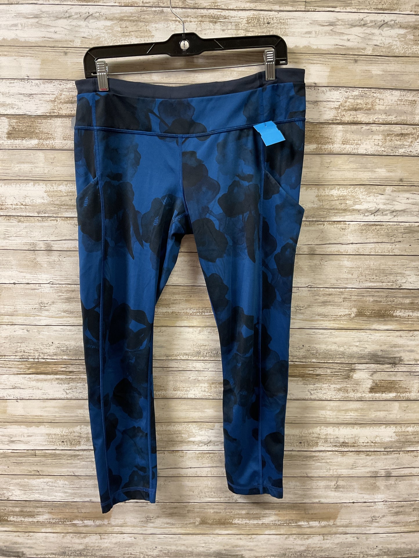 Athletic Leggings Capris By Lululemon In Black & Blue, Size:10