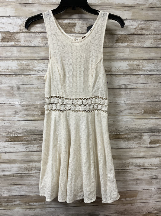 Dress Casual Short By Free People In White, Size:S