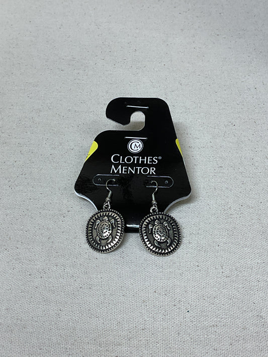 Earrings Dangle/Drop By Cmf In Silver