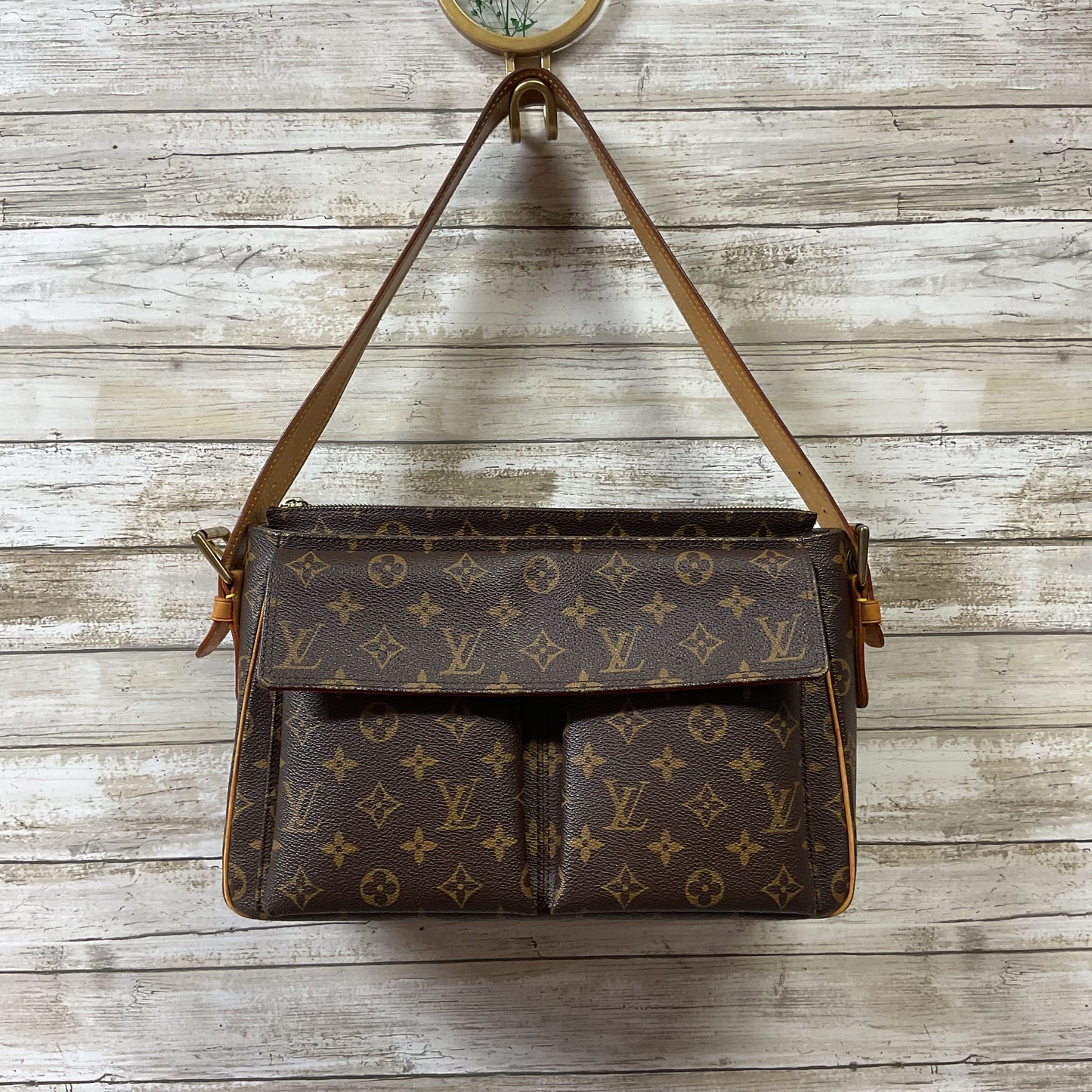 Handbag Luxury Designer By Louis Vuitton In Brown, Size:Medium