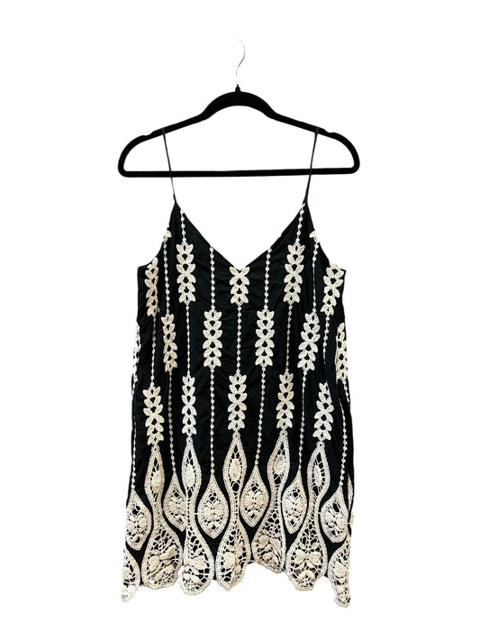 Dress Casual Short By Express In Black & Cream, Size:M