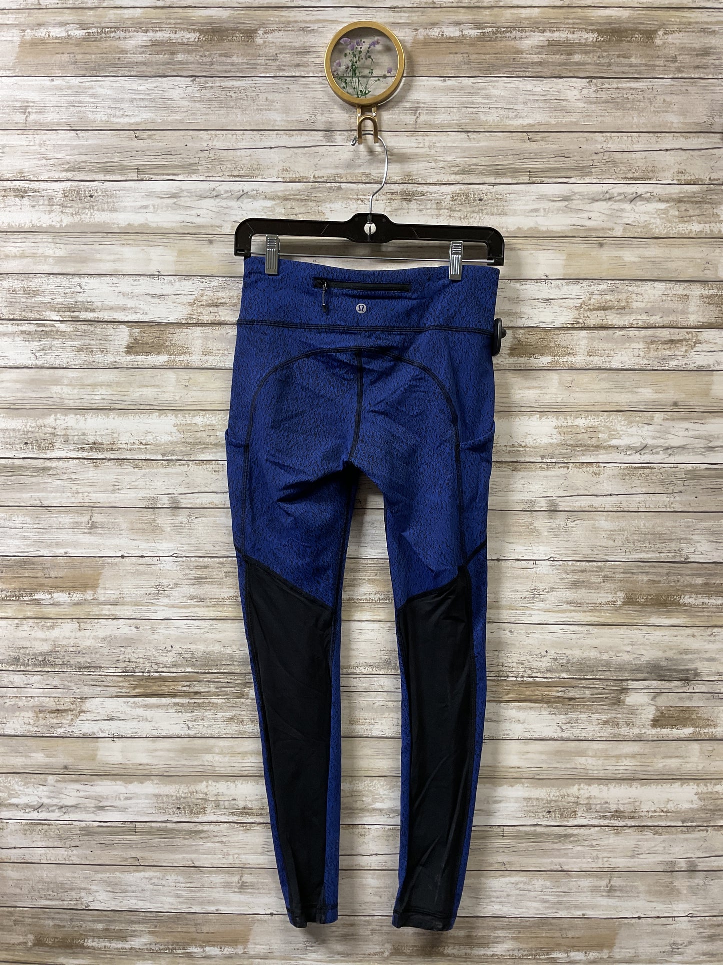 Athletic Leggings By Lululemon In Blue, Size:6