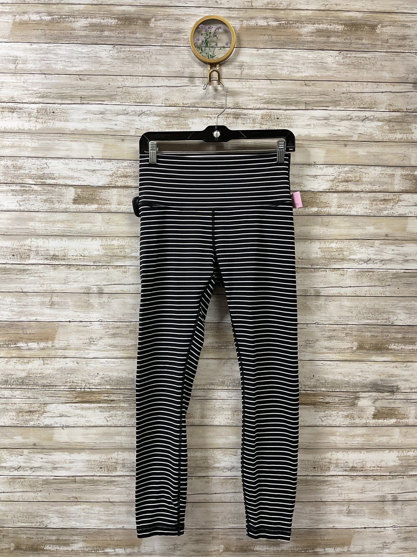 Athletic Leggings By Lululemon In Black & White, Size:8