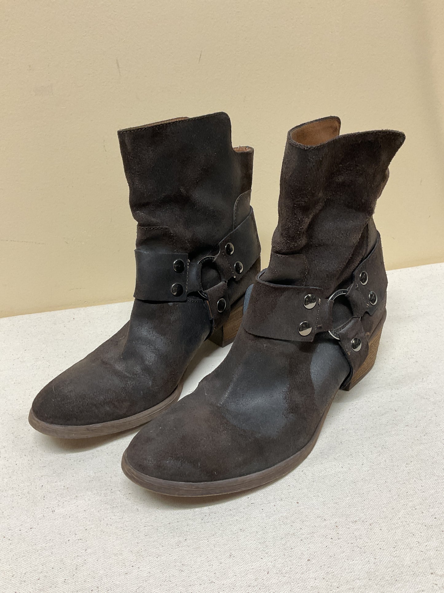 Boots Ankle Heels By Donald Pliner In Brown, Size:8