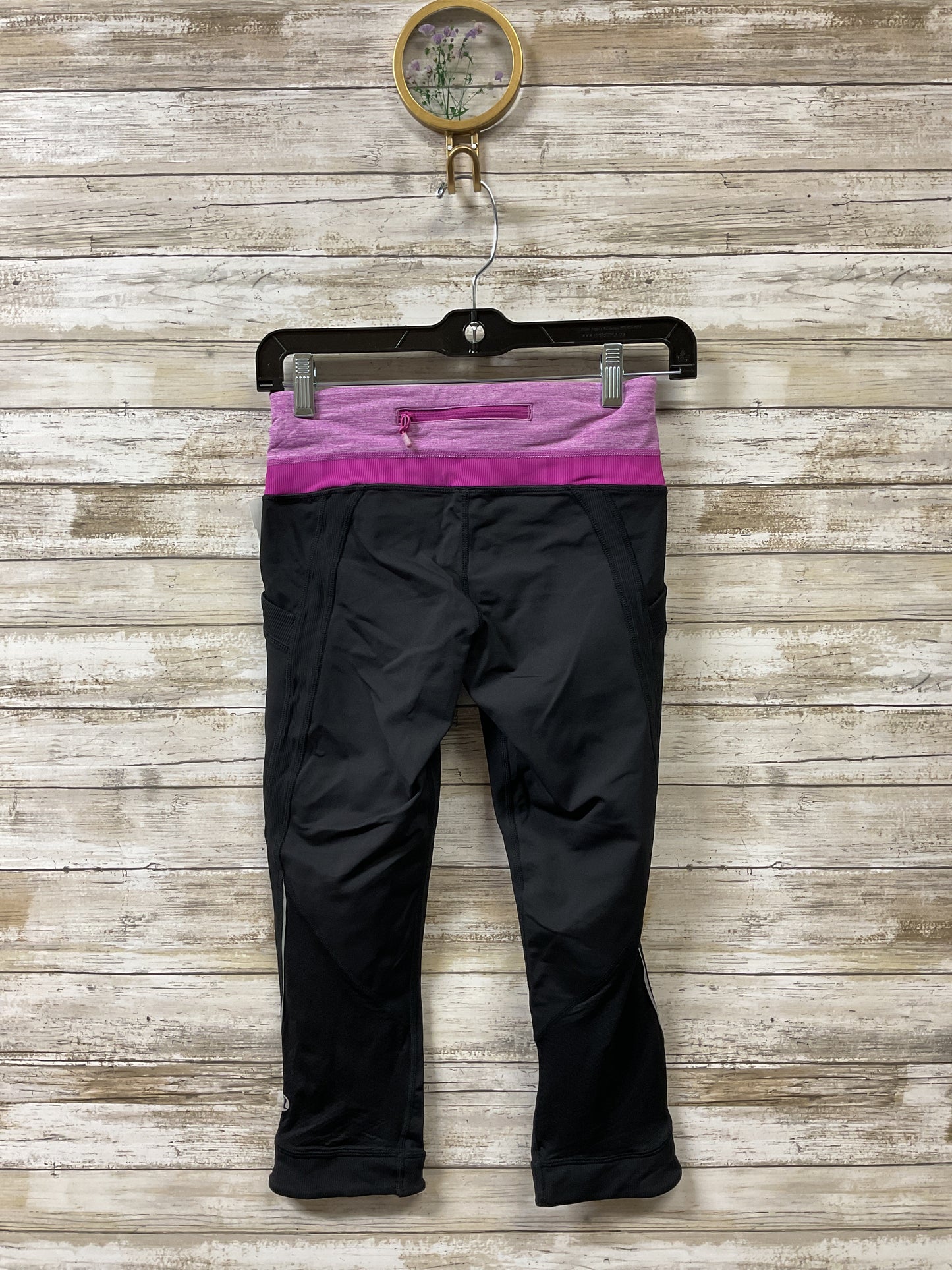 Athletic Capris By Lululemon In Black & Purple, Size:4