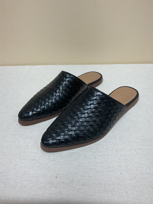 Shoes Flats By Marc Fisher In Black, Size:6