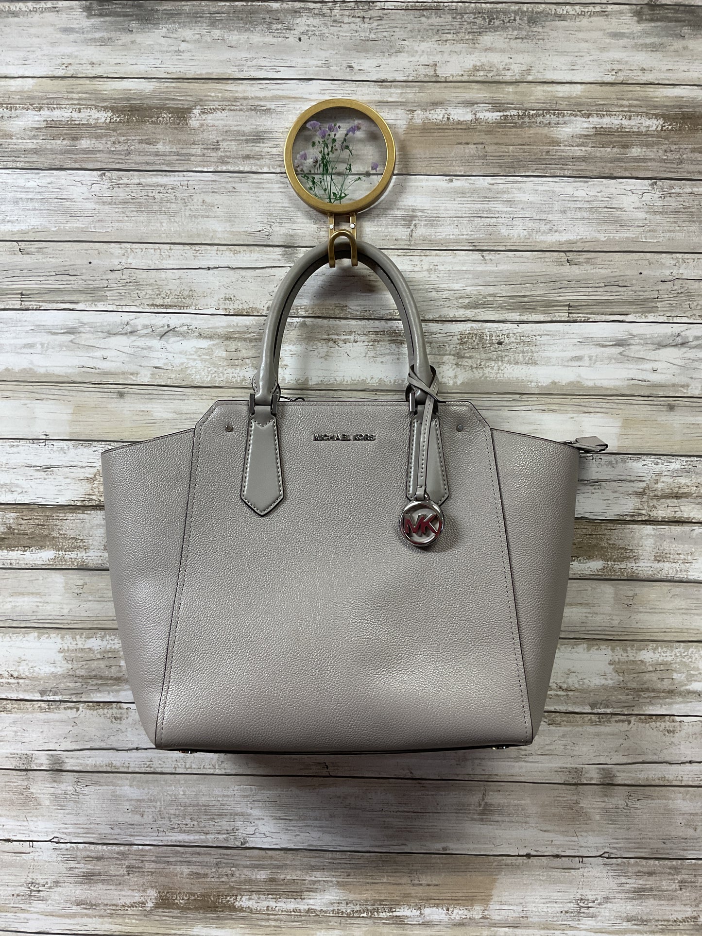Handbag Designer By Michael Kors In Grey, Size:Medium
