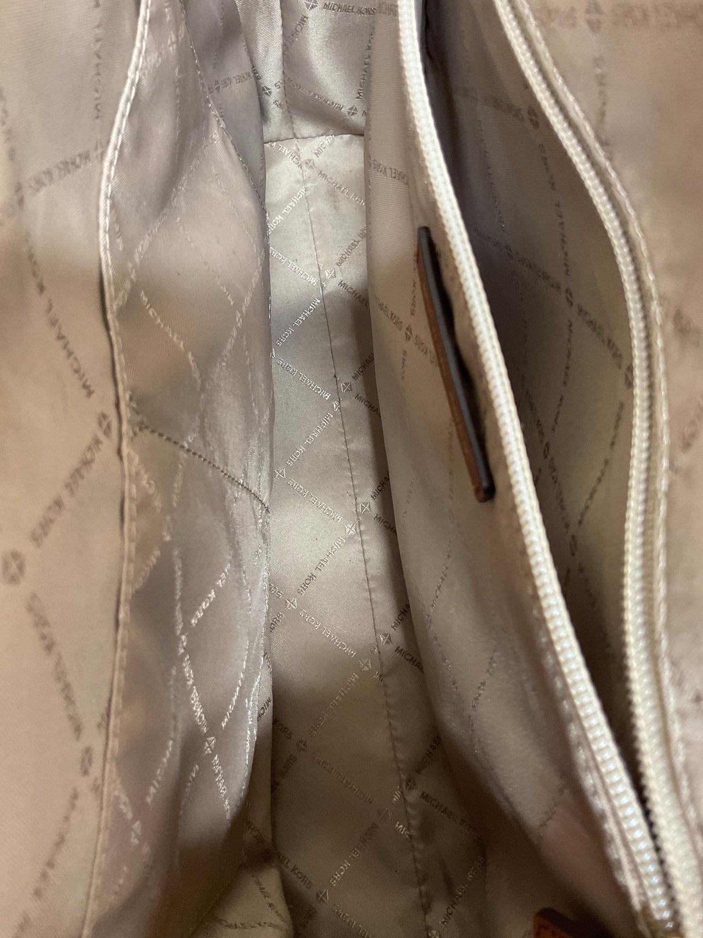 Handbag Designer By Michael Kors In Brown, Size:Medium