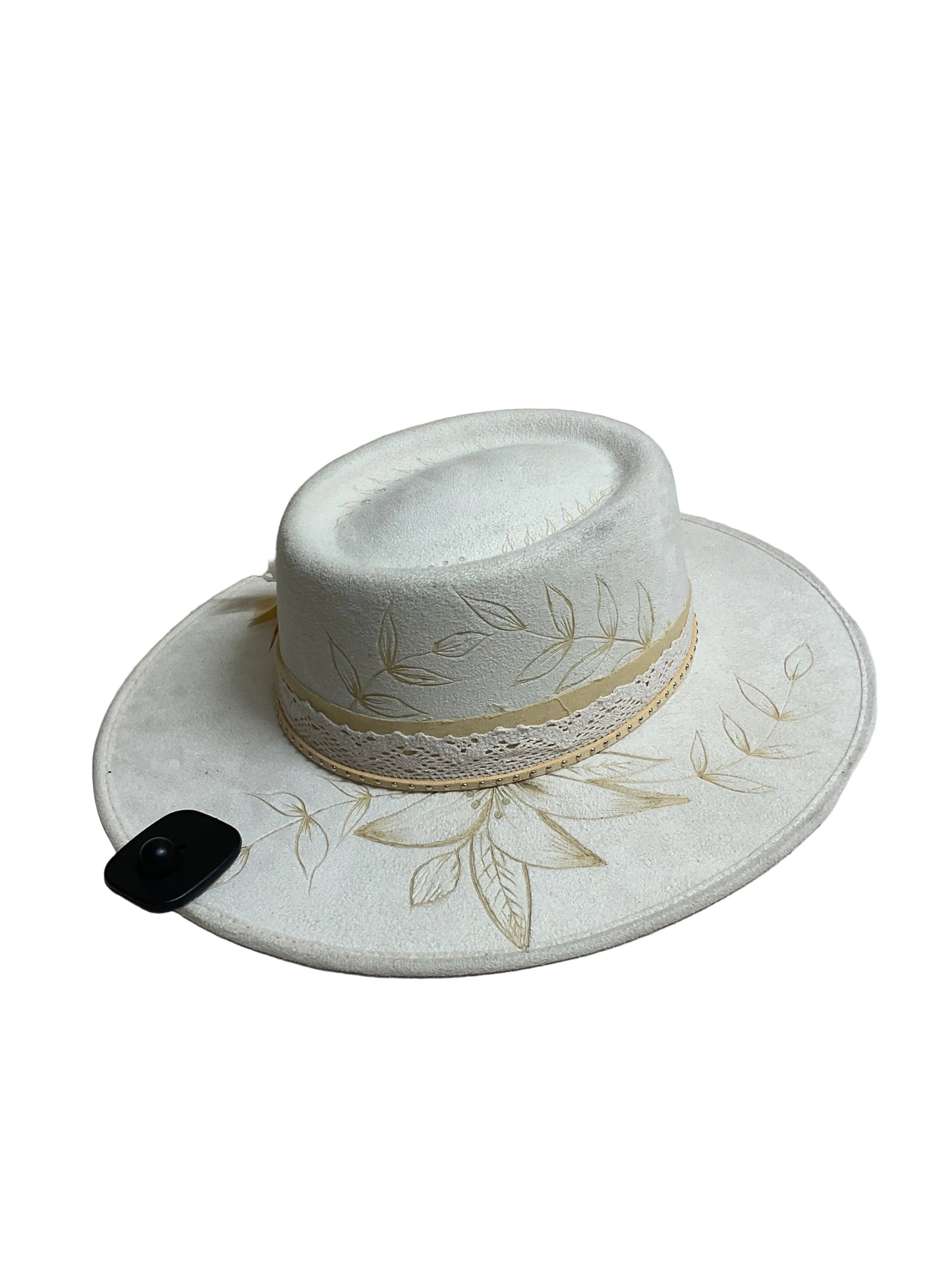 Hat Cowgirl By Clothes Mentor In Cream