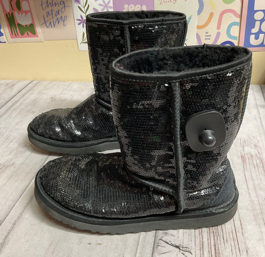 Boots Designer By Ugg In Black, Size:9