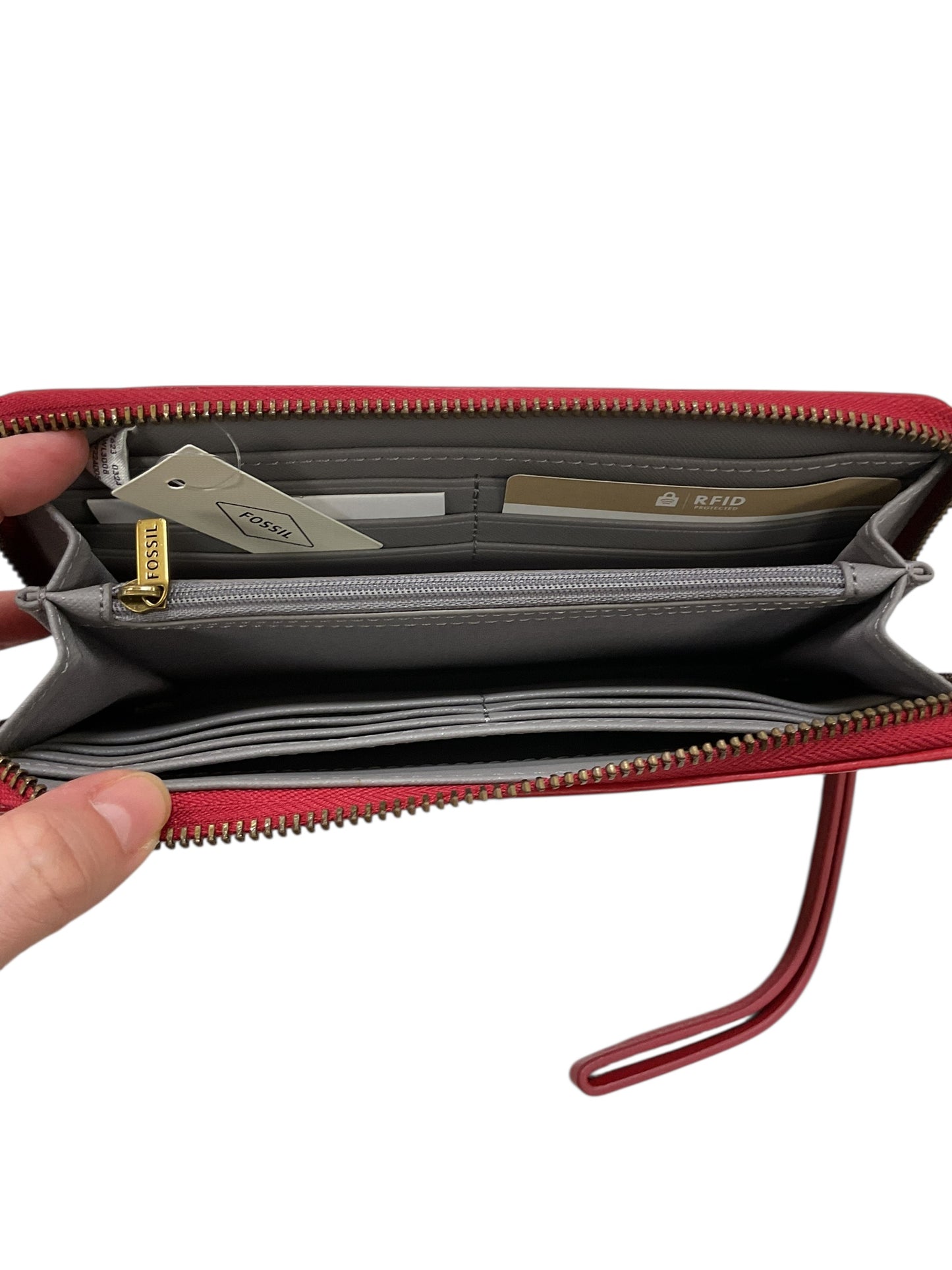 Wallet By Fossil In Red, Size:Large