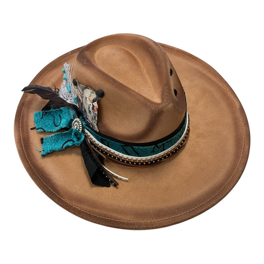 Hat Cowgirl By Clothes Mentor In Tan