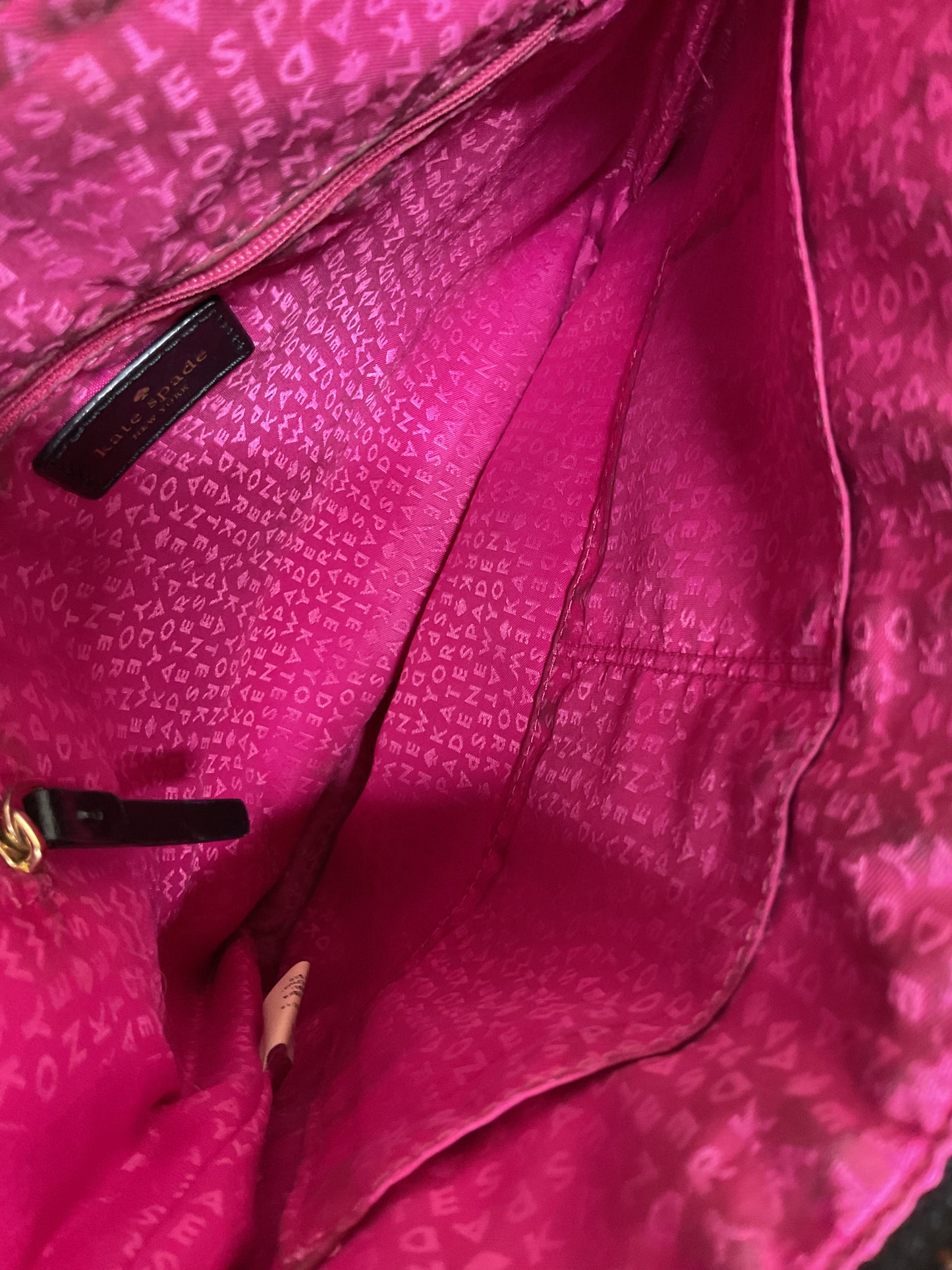 Crossbody Designer By Kate Spade In Black & White, Size:Medium