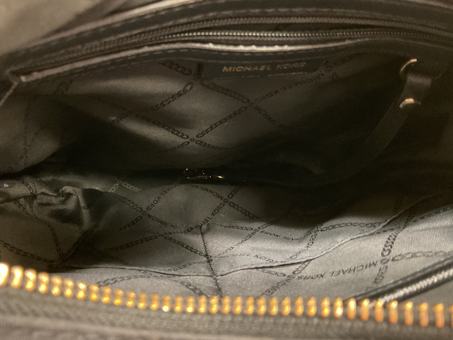 Crossbody Designer By Michael Kors In Black, Size:Medium