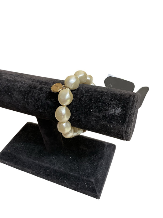 Bracelet Beaded By Jm Collections In White