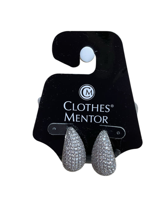 Earrings Clip By Clothes Mentor In Silver
