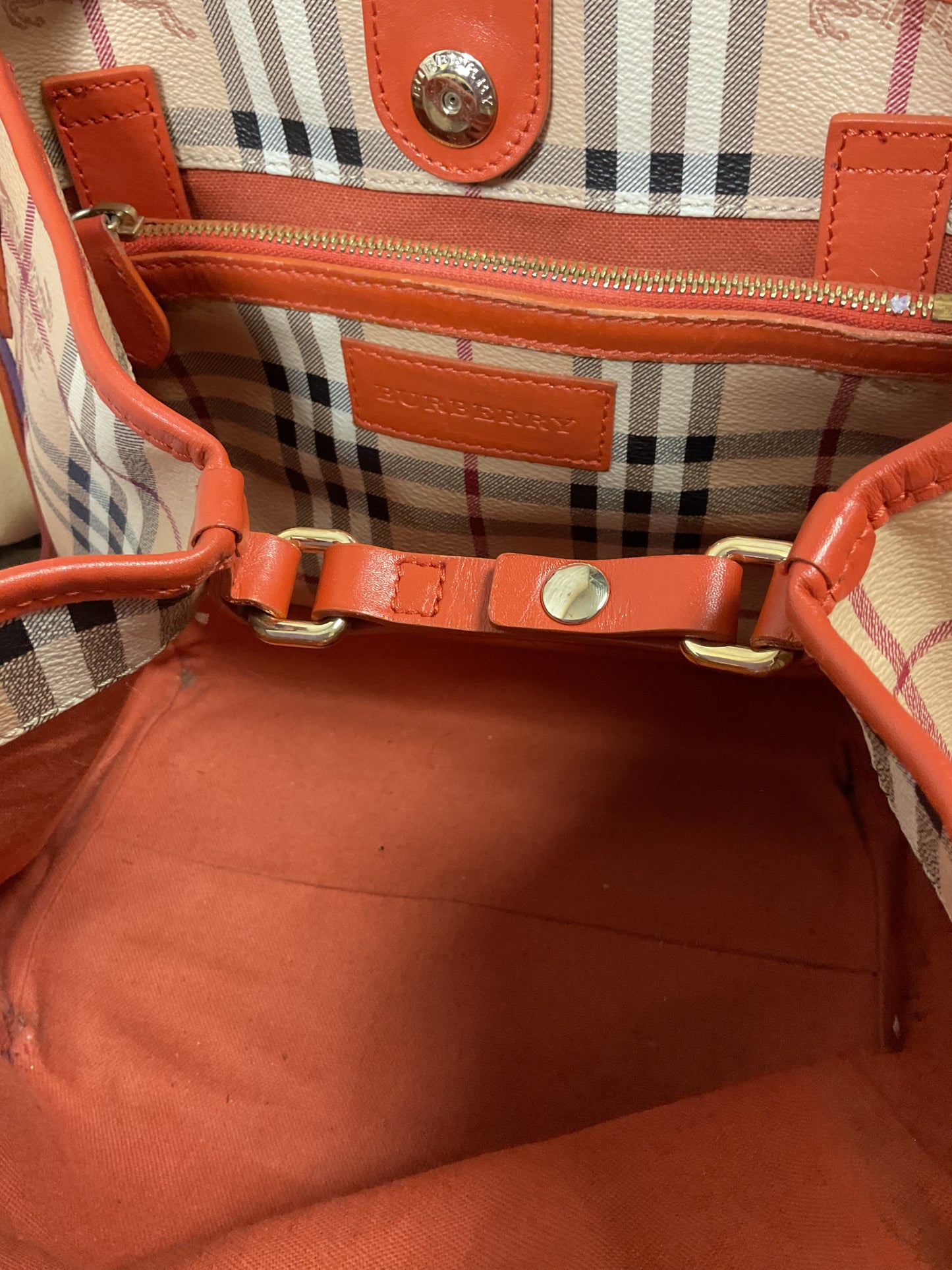 Handbag Luxury Designer By Burberry In Plaid Pattern, Size:Large