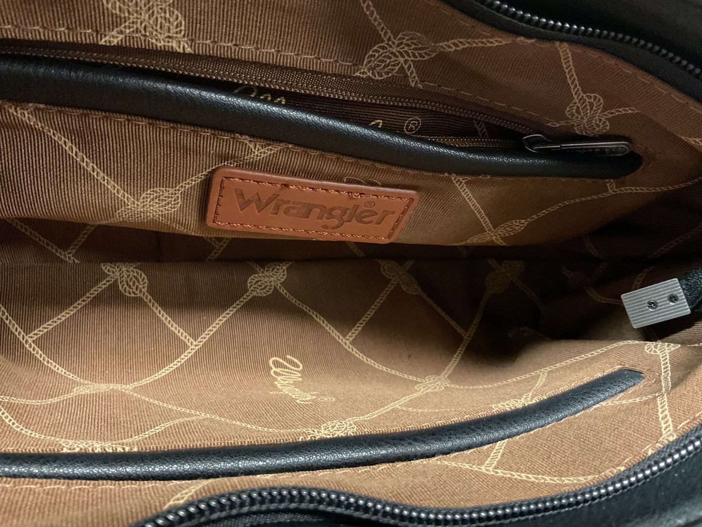 Crossbody By Wrangler In Black, Size:Medium