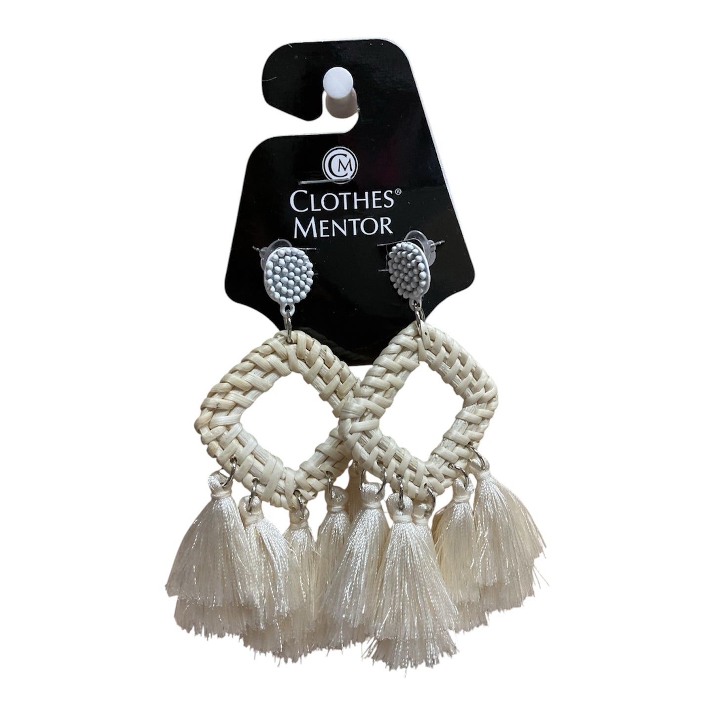 Earrings Dangle/Drop By Cmf In Cream & White