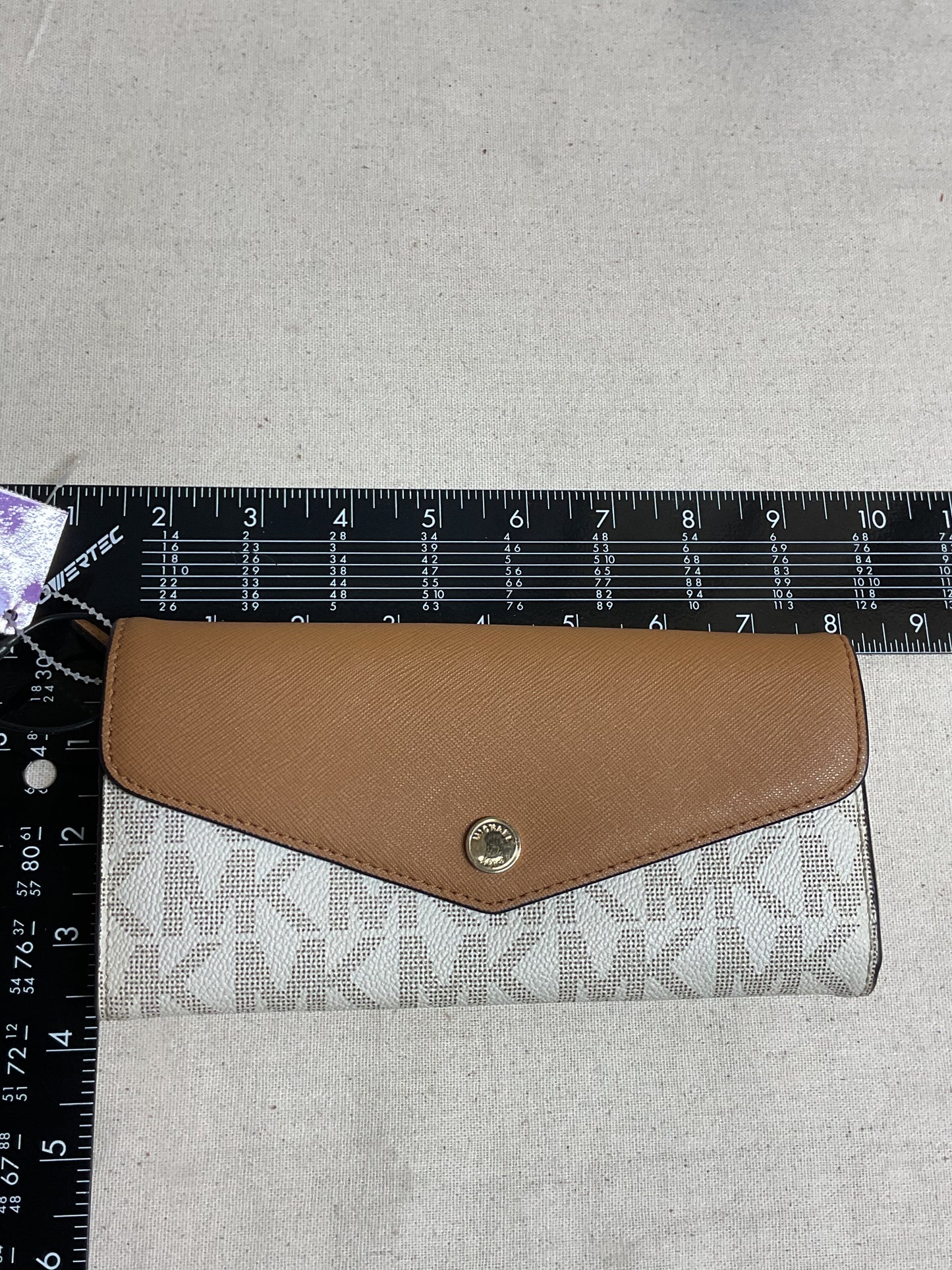 Wallet Designer By Michael Kors In Tan & White, Size:Medium