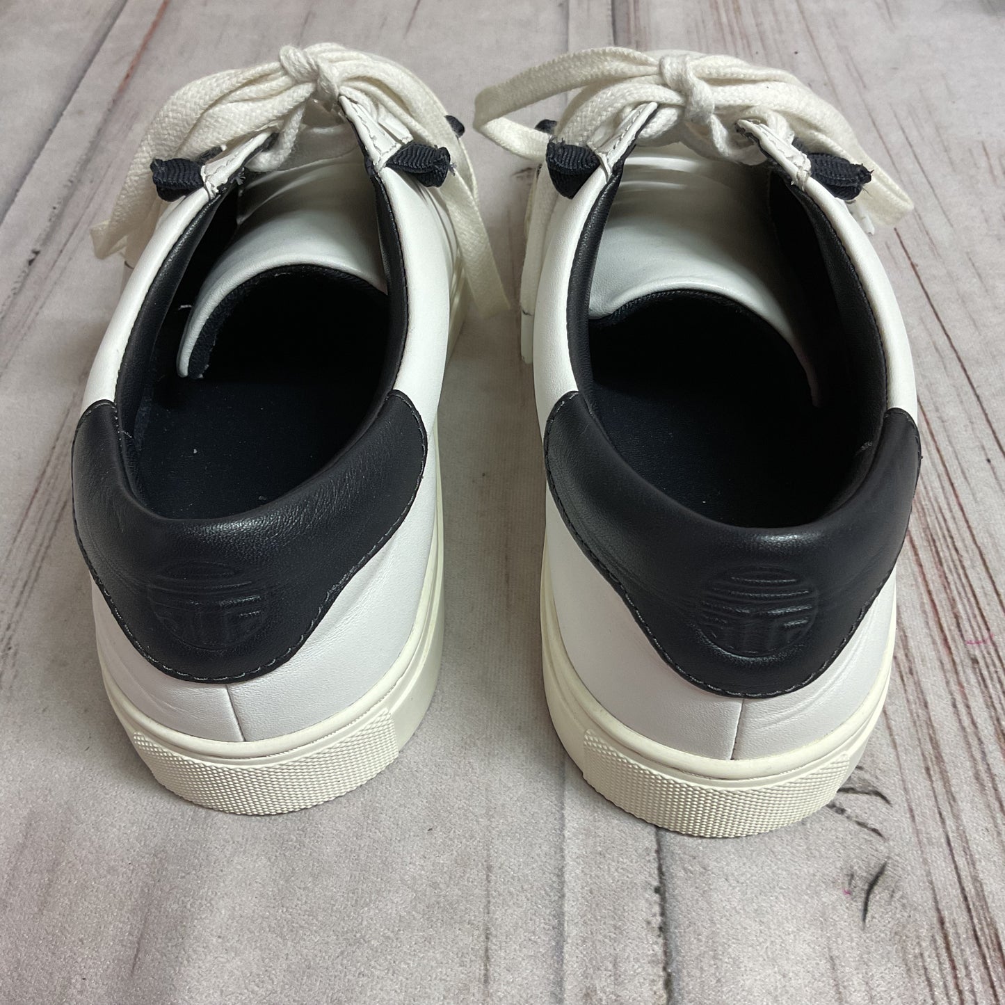 Shoes Designer By Tory Burch In Navy & White, Size:9