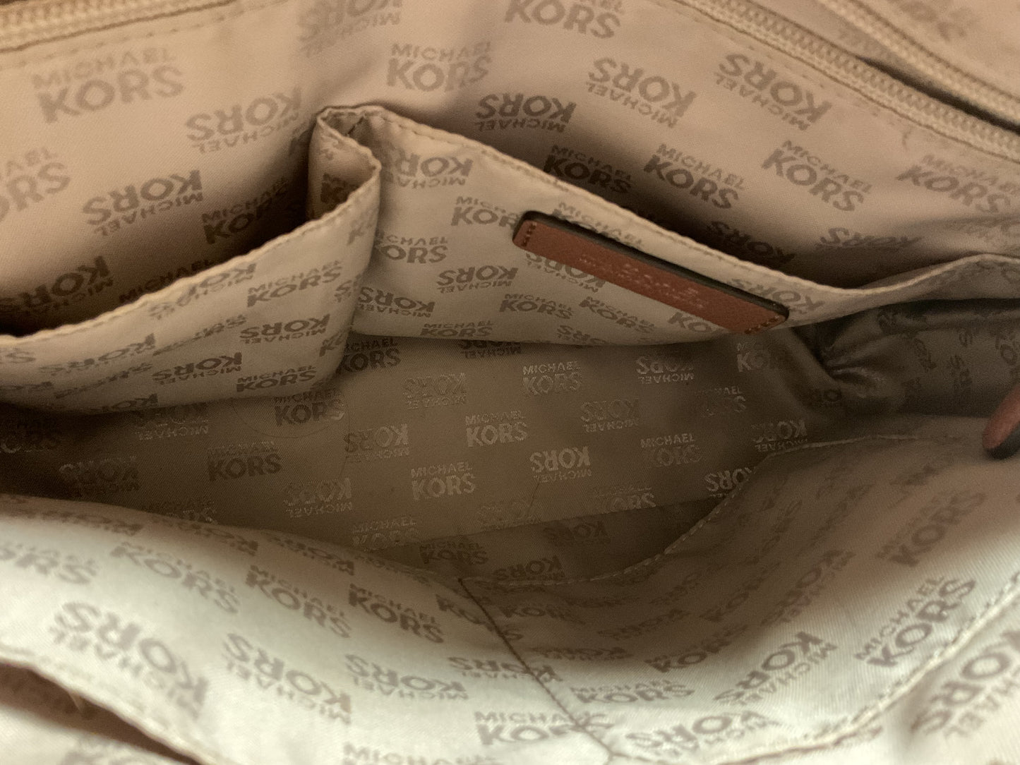 Handbag Designer By Michael Kors In Mauve, Size:Medium