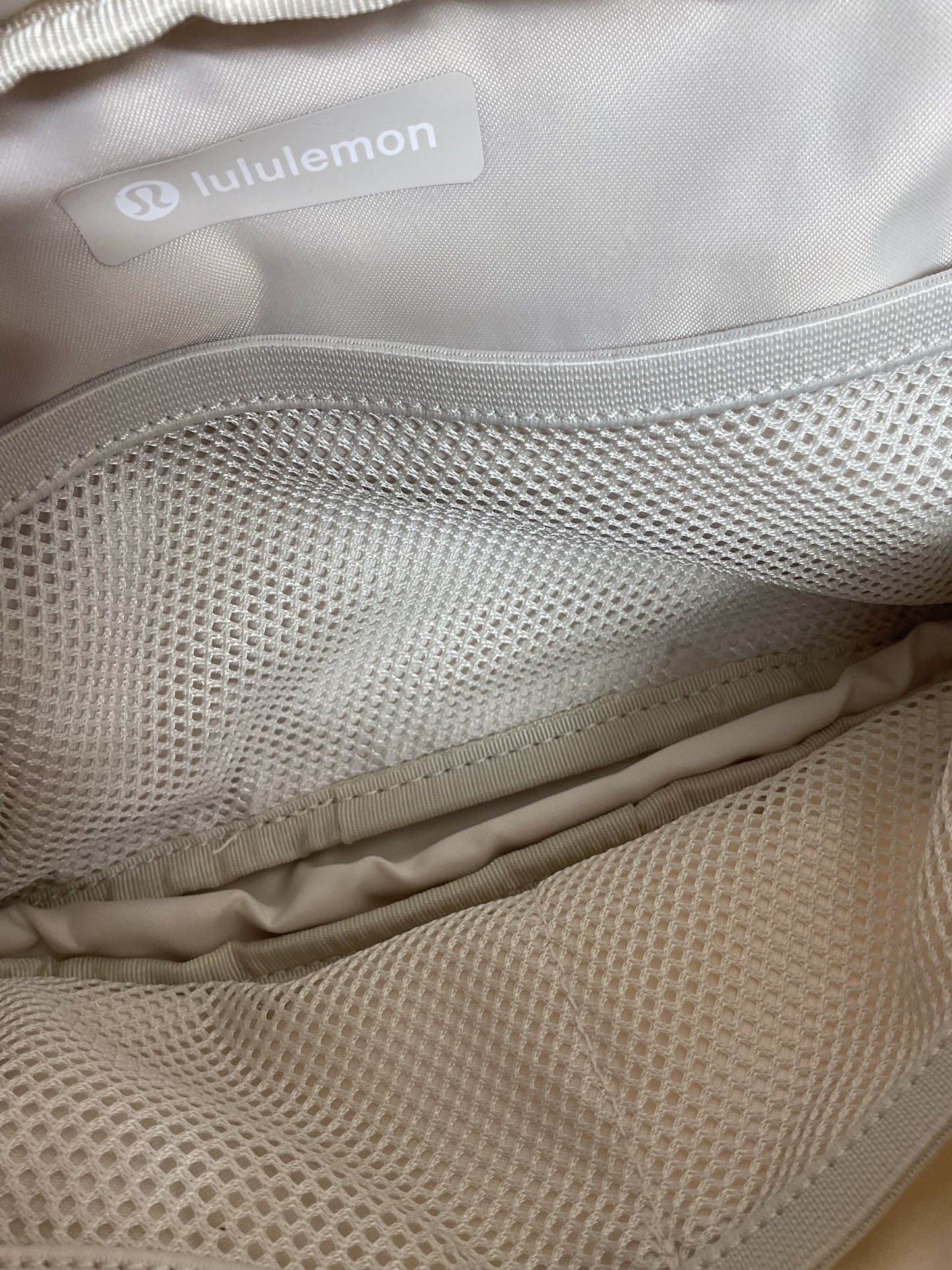 Belt Bag By Lululemon In White, Size:Small