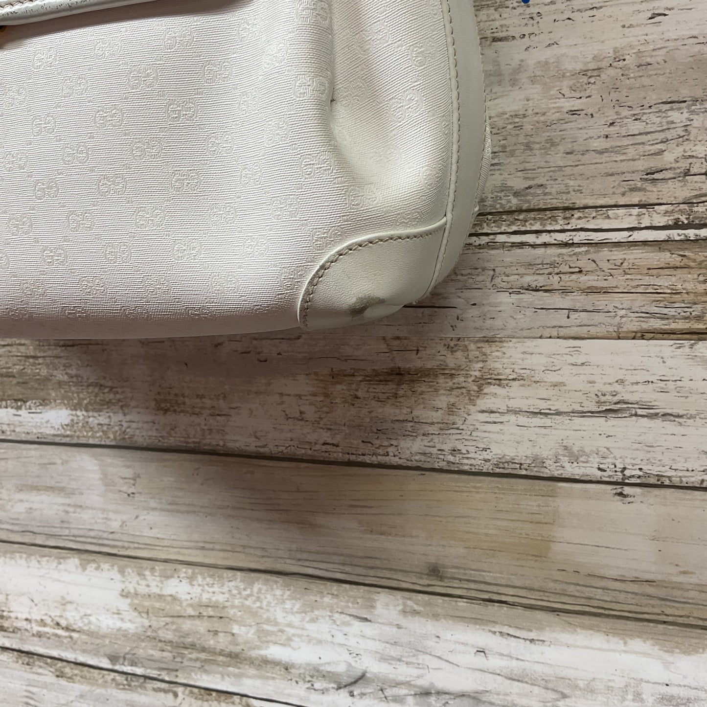 Crossbody Luxury Designer By Gucci In White, Size:Small