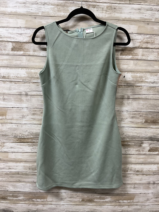 Dress Casual Short By Clothes Mentor In Green, Size:M