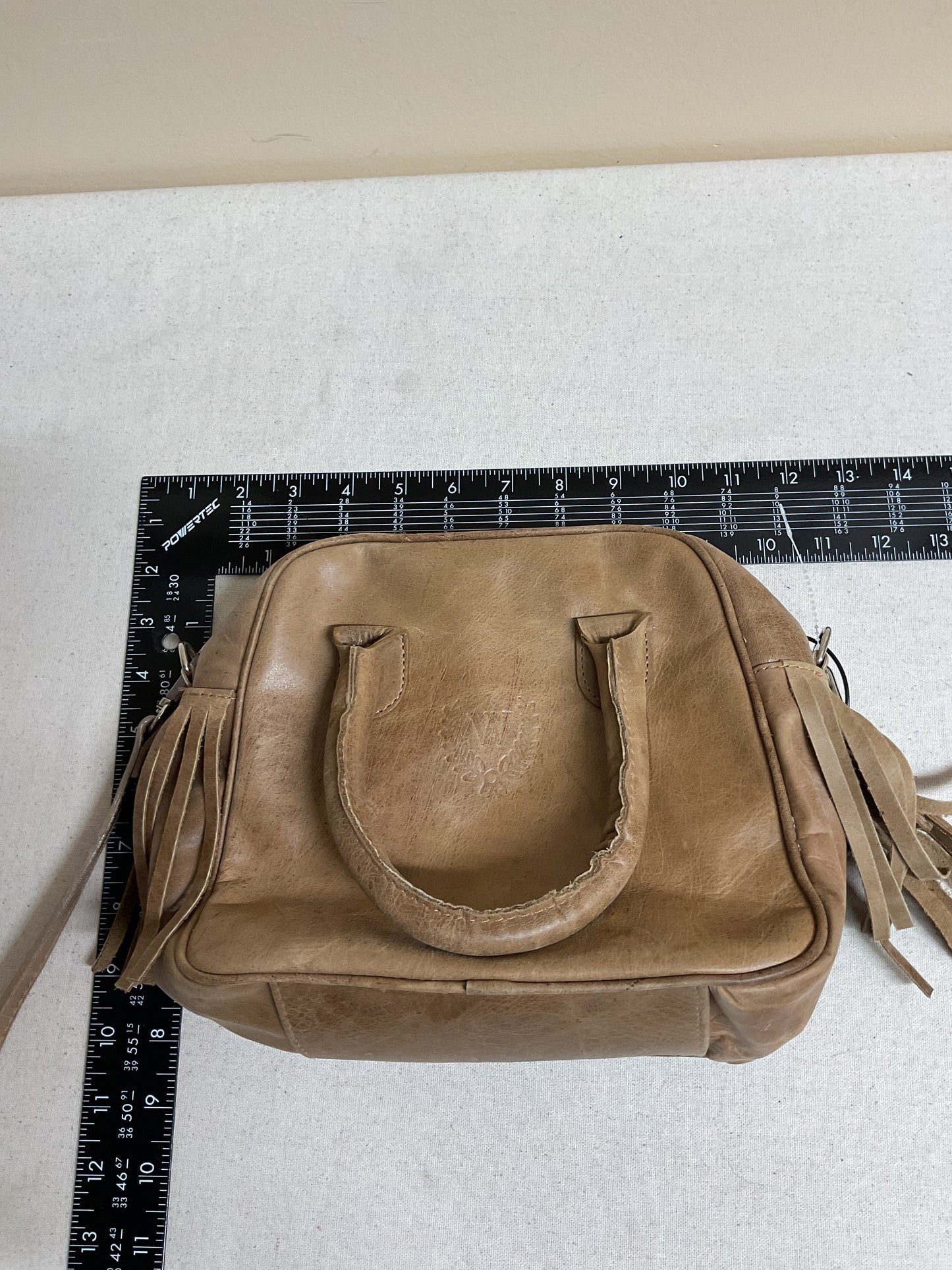 Crossbody By Cmc In Tan, Size:Medium