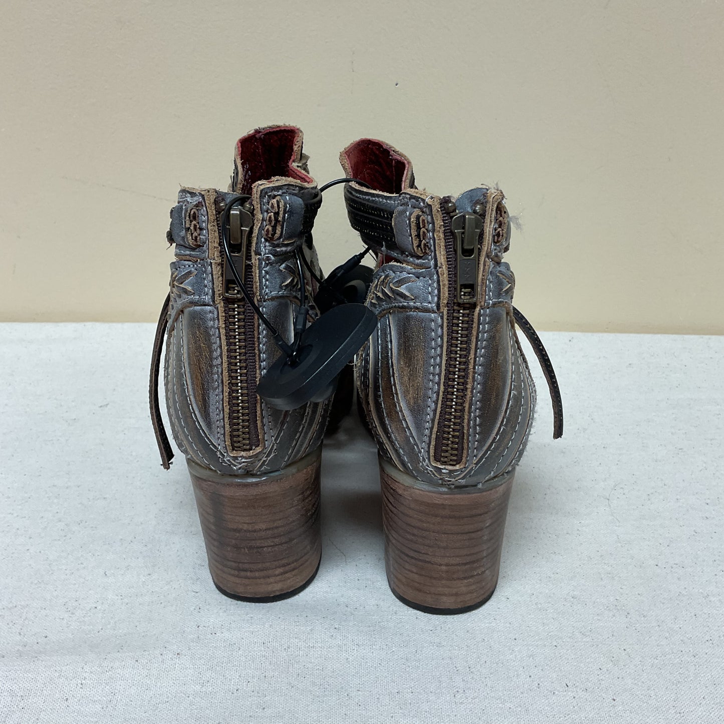 Sandals Heels Block By Freebird In Grey, Size:9