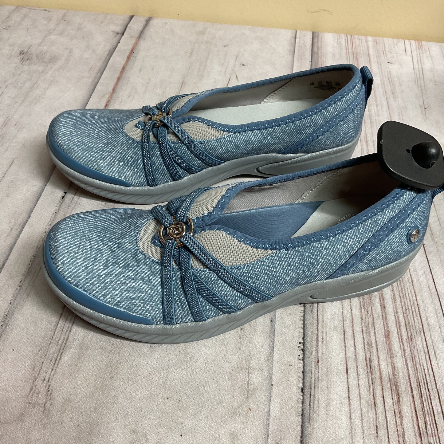 Shoes Athletic By Bzees In Blue, Size:8