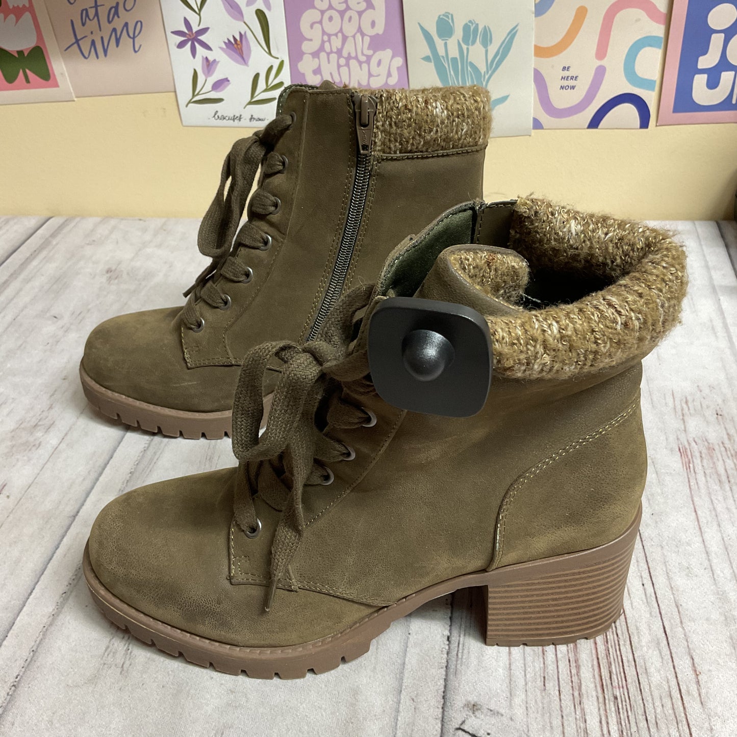 Boots Ankle Heels By Universal Thread In Green, Size:8.5