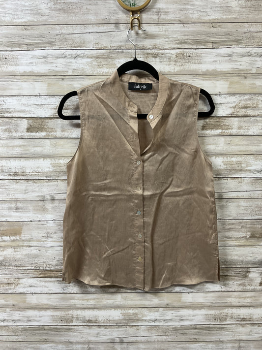 Top Sleeveless By Fabrik In Gold, Size:S