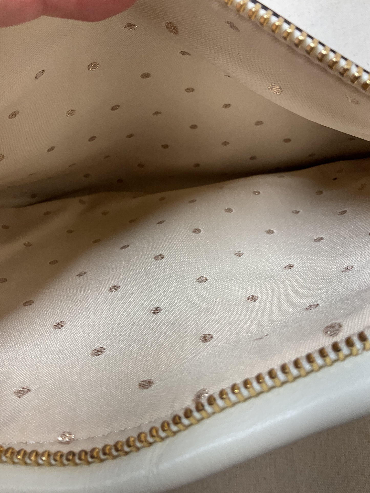 Crossbody Designer By Kate Spade In White, Size:Medium